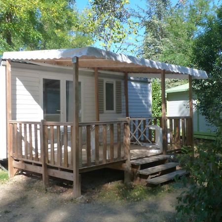 Camping L'Eau Vive Hotel Dauphin Ngoại thất bức ảnh