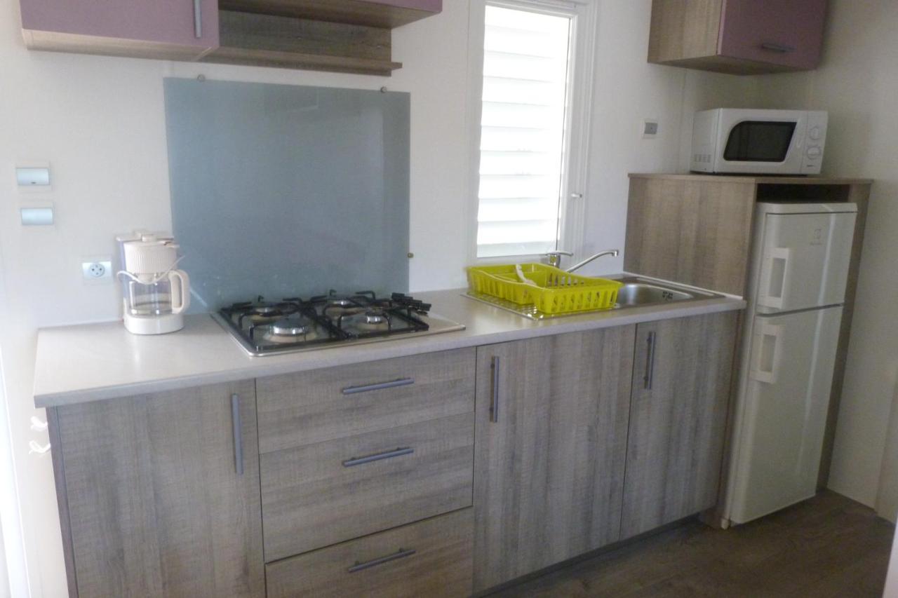 Camping L'Eau Vive Hotel Dauphin Ngoại thất bức ảnh
