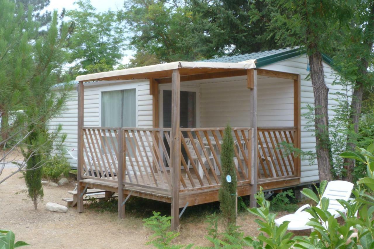 Camping L'Eau Vive Hotel Dauphin Ngoại thất bức ảnh